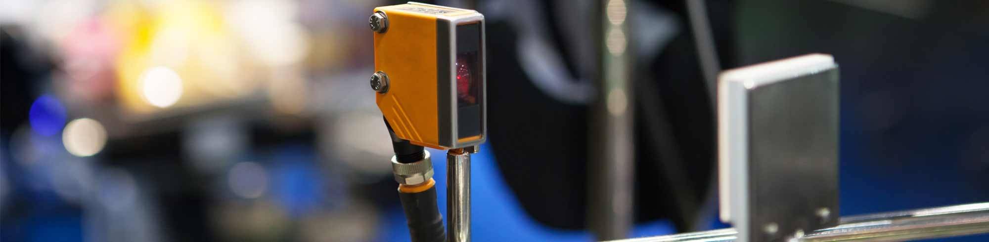 An optical sensor provides digital scanning for an automated manufacturing line.
